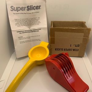 1 super slicer and a lemon/ lime juicer